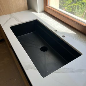 Blat Quartz Calacata Extreme din Lastra de 2 cm